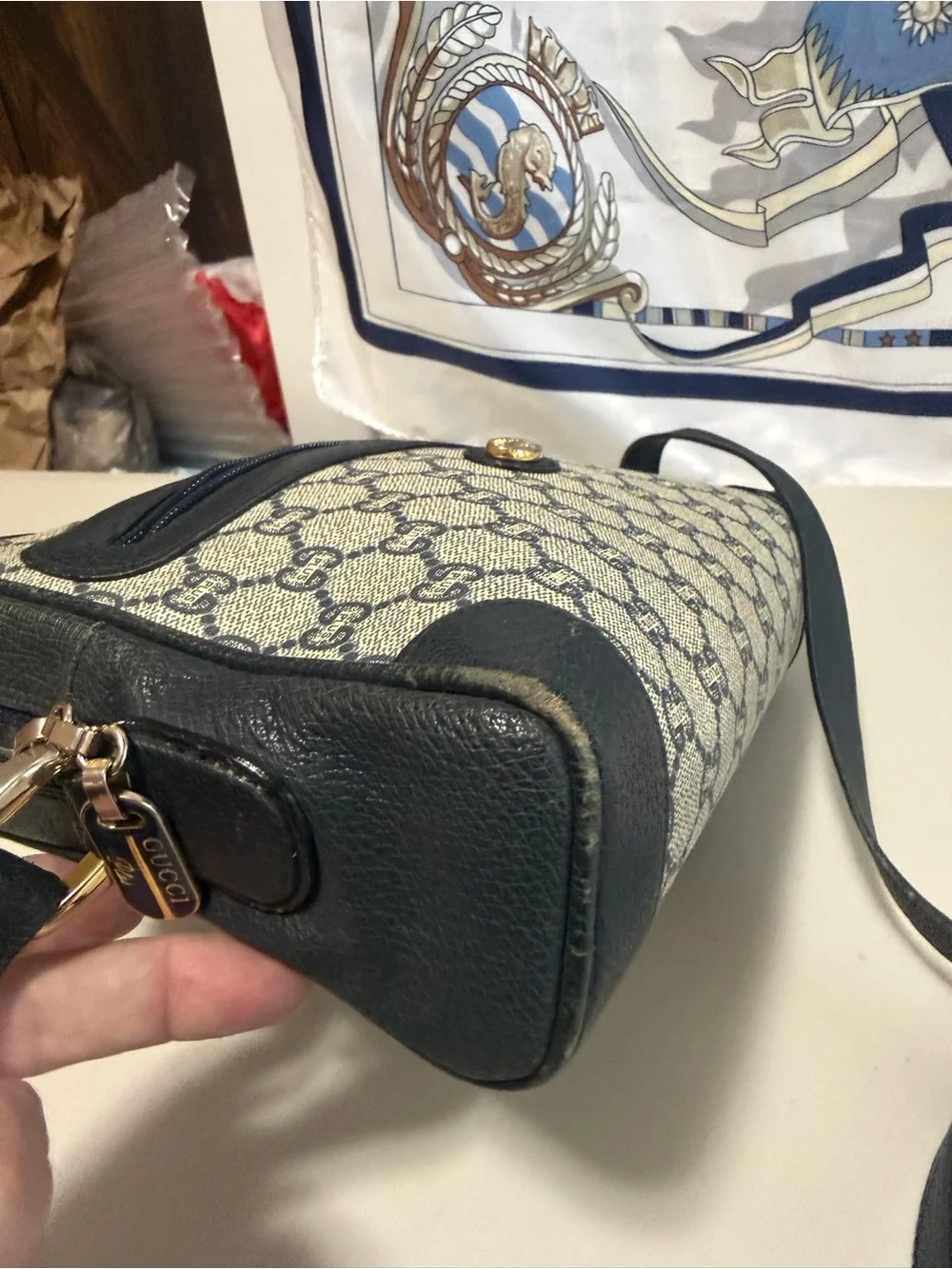Gucci Beige GG Canvas Crossbody Messenger Bag with Navy Trim